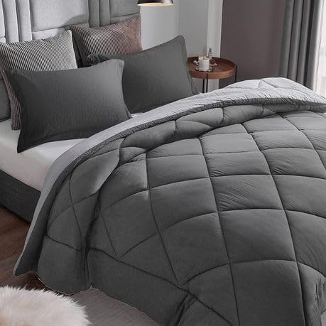 SMTE-Reversible Comforter (Dark/Light Grey)